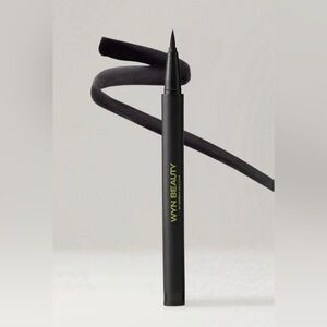 GLIDELINE WATERPROOF LIQUID EYELINER